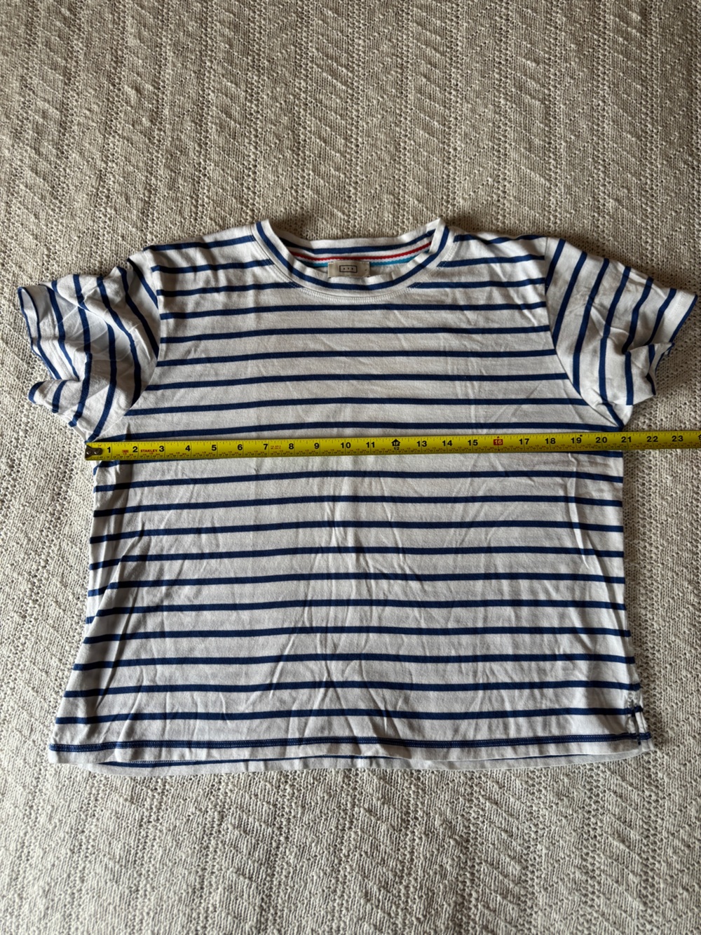 AYR Women’s Sno Cone Blue & White Striped Crewneck Tee size L - Picture 5 of 9